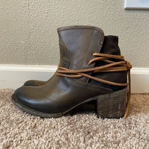 Freebird by Steven Booties - BRAND NEW